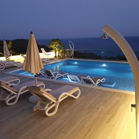 Apartments D'Hermes Ulcinj Buitenkant foto