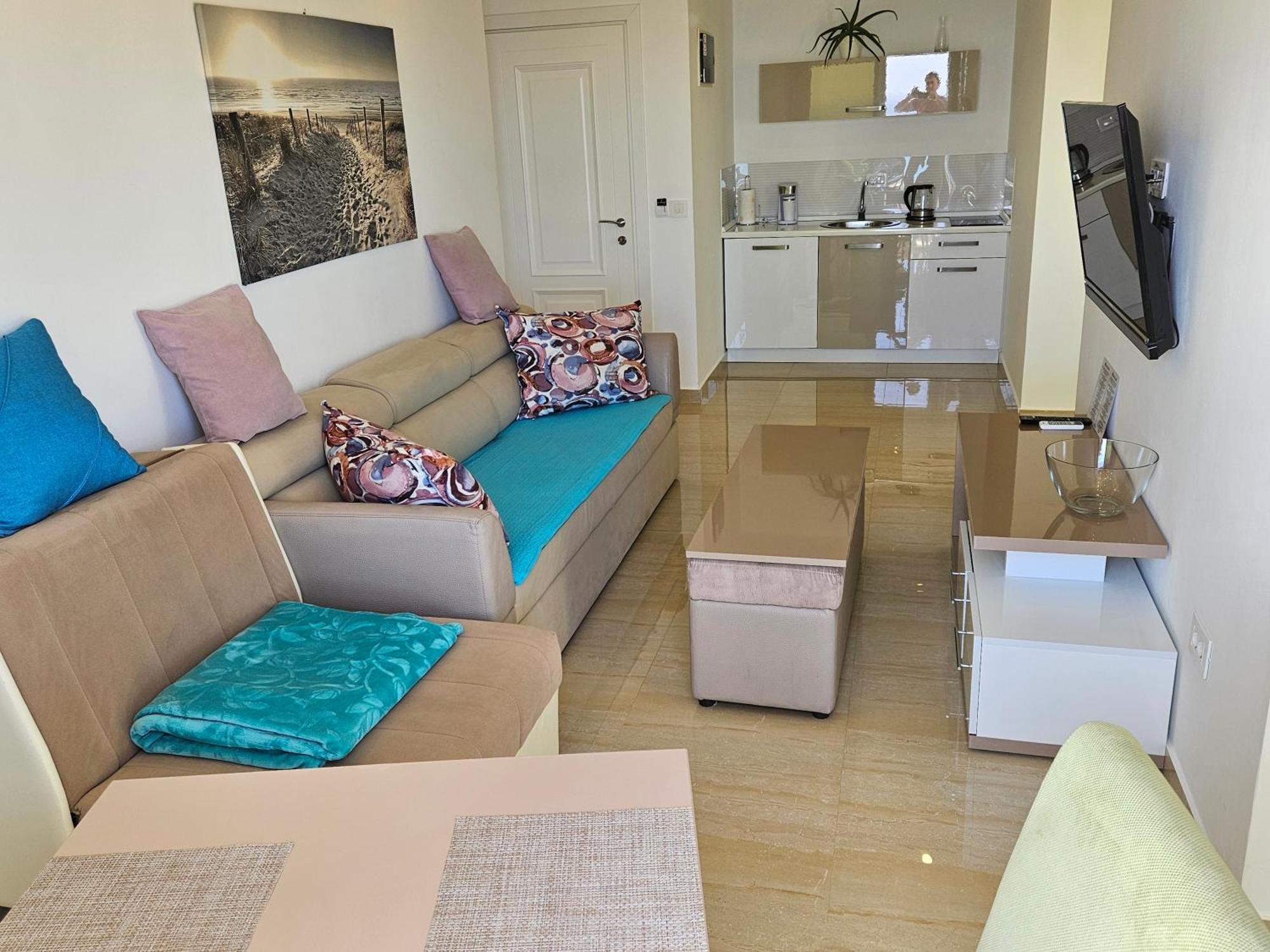 Apartments D'Hermes Ulcinj Buitenkant foto